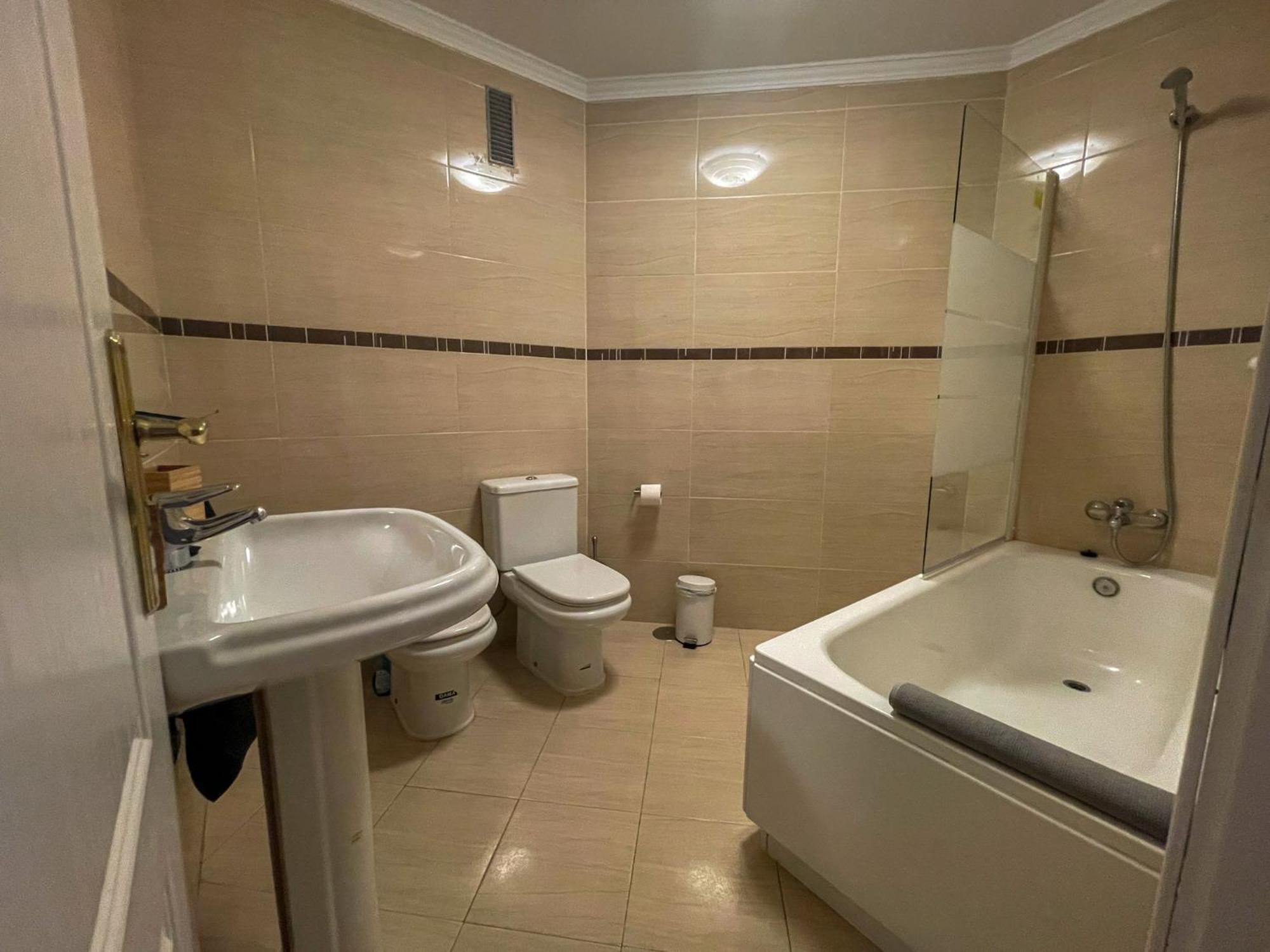 Central & Beautiful Apartment By Dv Properties #P2 Malaga Bagian luar foto