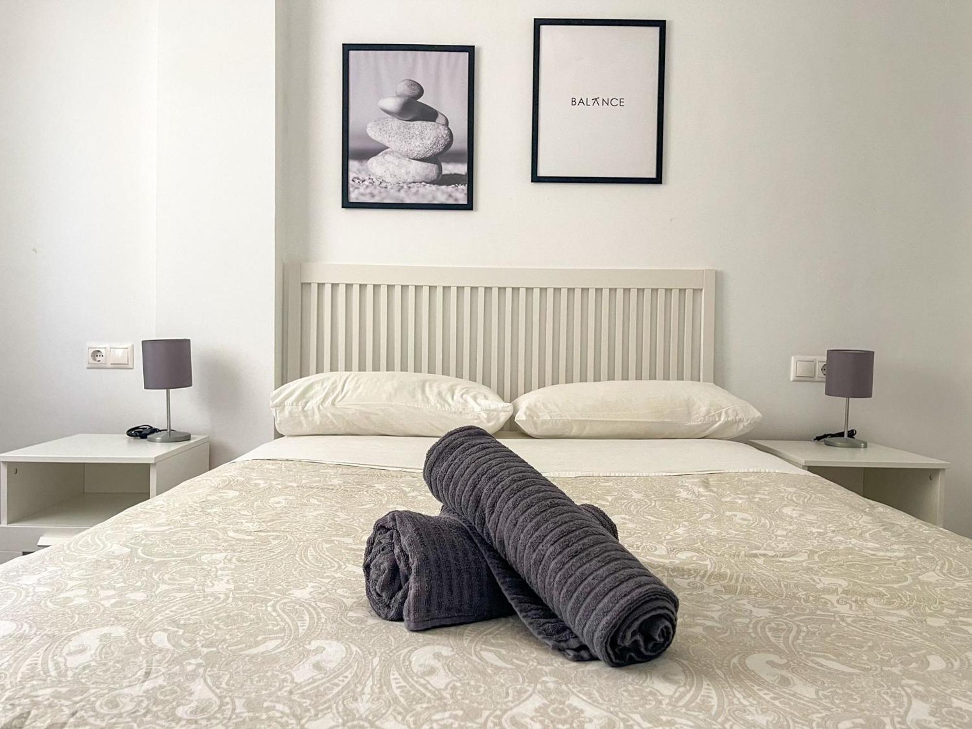 Central & Beautiful Apartment By Dv Properties #P2 Malaga Bagian luar foto